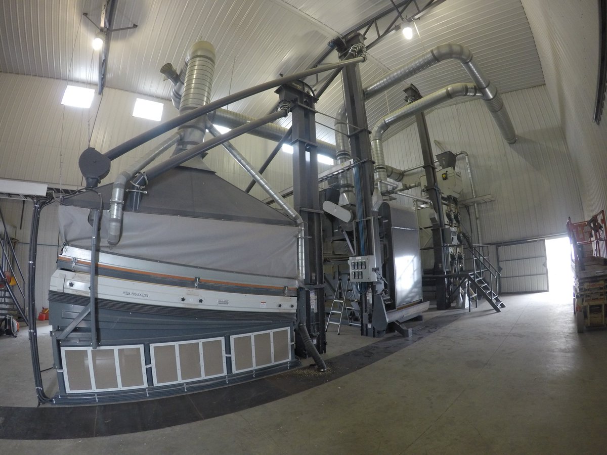 Only 2 hrs left @aginmotion ! Stop by booth 581 and see how Norstar can help make your seed plant; fertilizer storage or grain operation more EFFICIENT, SAFE and RELIABLE. #AIM18 #WestCdnAg #CdnAg #movewithease #movewithconfidence