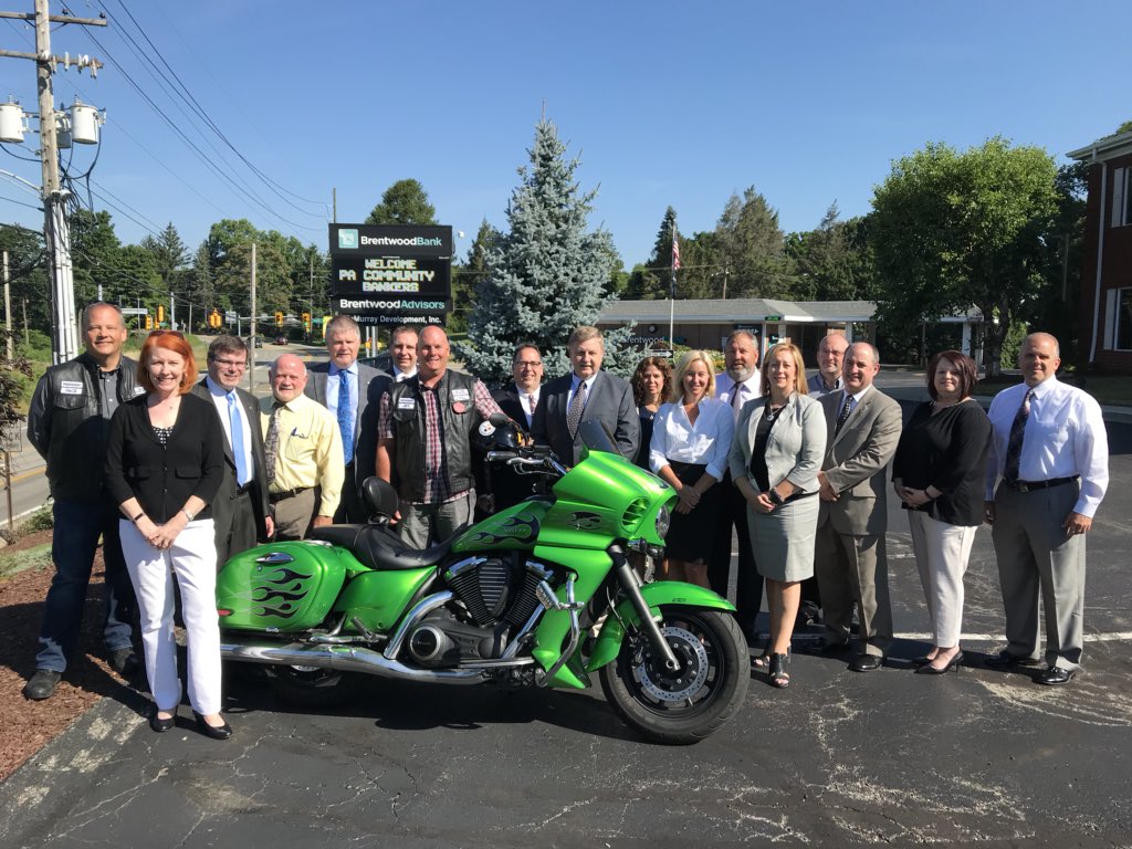 PaCommBankers's tweet photo. 🇺🇸 Thx to all who made the #Rolling4Repeal such a huge success. The amt of talented &amp;  driven people working 4 and supporting #communitybanks is overwhelming-we are in good hands! @TroyAPeters @PACB_Nick @ICBA #BankLocal #EveryDay #PACBcares https://t.co/kBNHvlpHPx