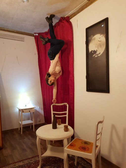 If you didn't know already, i'm gonna admit it now. Yes, i am #SpiderWoman and can effortlessly hang<a href="/tag/spiderwoman"class="tags"><span>#spiderwoman</span></a>