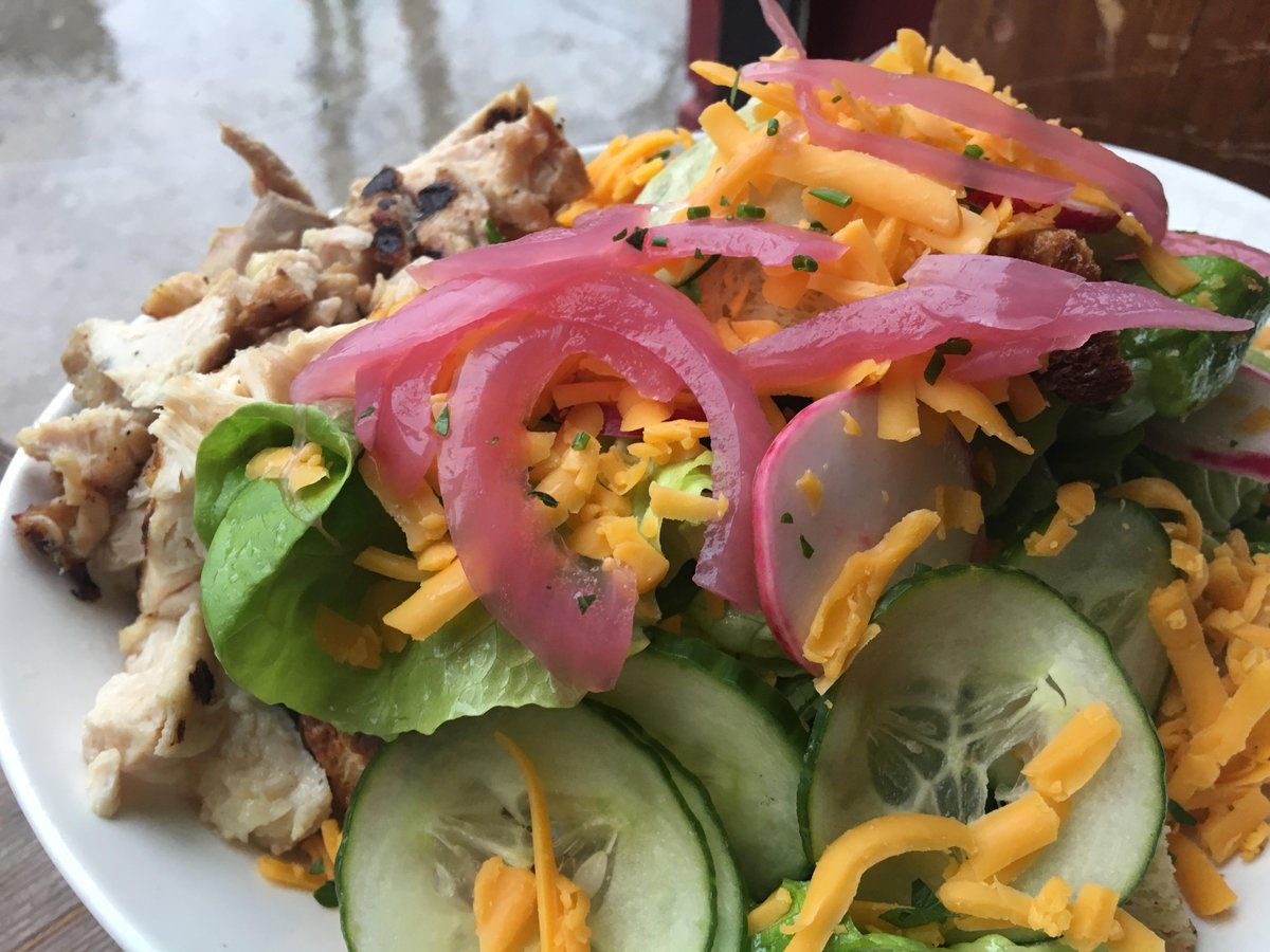 CountyGeneral's tweet photo. Big County Salad: Boston Bibb Lettuce, Shallot Vinaigrette, Smoked Cheddar, Croutons, Pickled Onions. #countygeneral #queenwest #wqw #bibblettuce #bigsalad #lightdinner #freshfood https://t.co/cAnpnwG6OJ