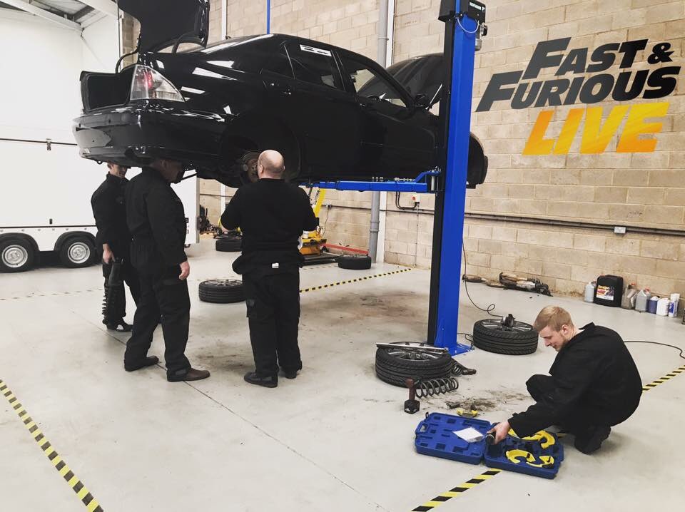 Throwback to where it all began....
Our amazing team of mechanics have looked after the cars from the start, building them up and keeping them in tune. We thank you for all your hard work 🙏
#FastLive #TBT