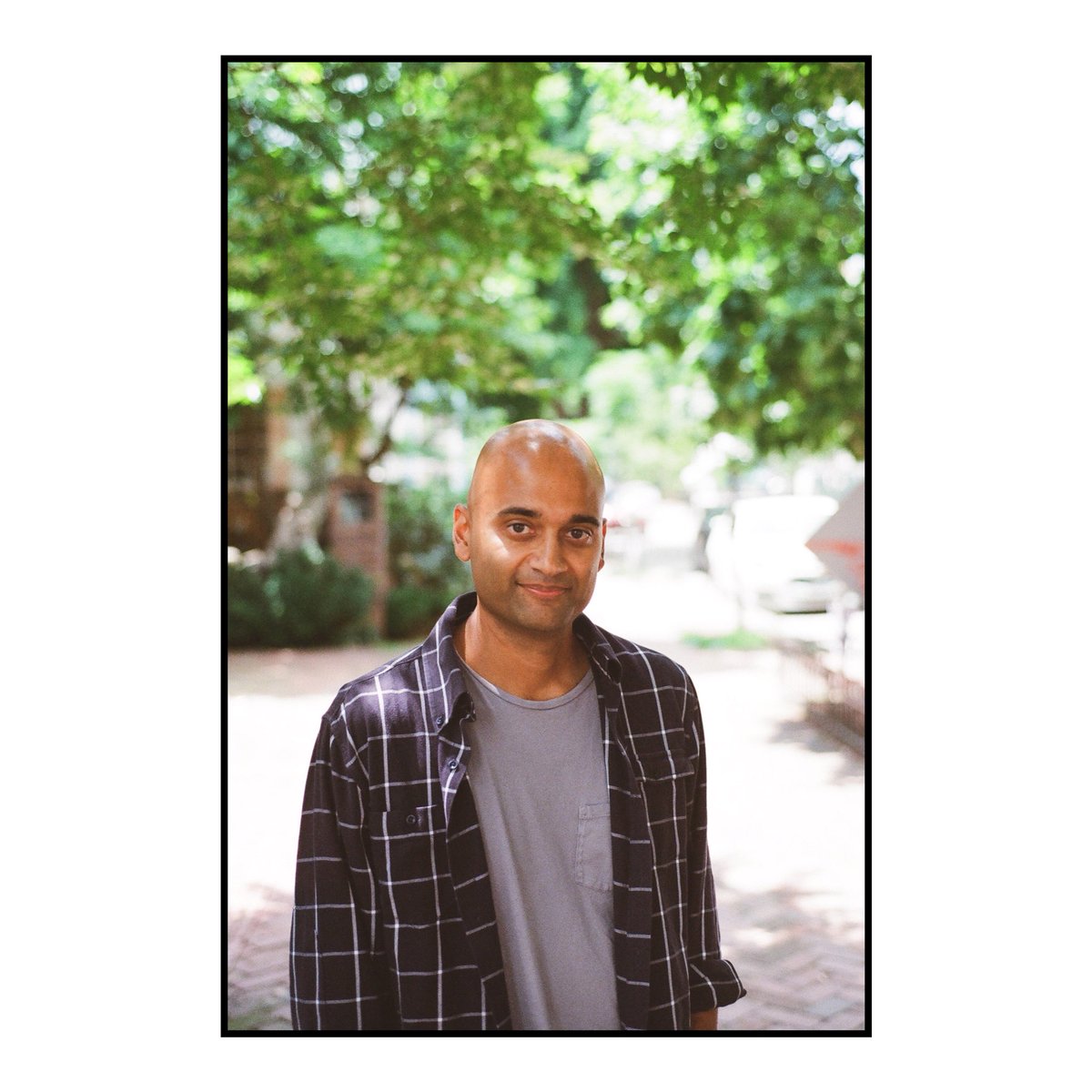 carlnard's tweet photo. georgetown portraits | @hughandcrye guys

@vora &amp; @jmajewski_ 

#kodakcolorplus https://t.co/z9Hey5f1Q1