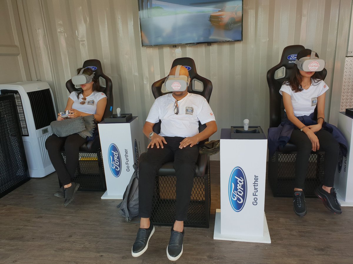 ministry_xr's tweet photo. Come on over to Subang Parade and be the first in the world to experience the Ford Ranger Experience VR on the exclusive Oculus Go! #fordvr #xr #fordranger https://t.co/L9MebsjTp6