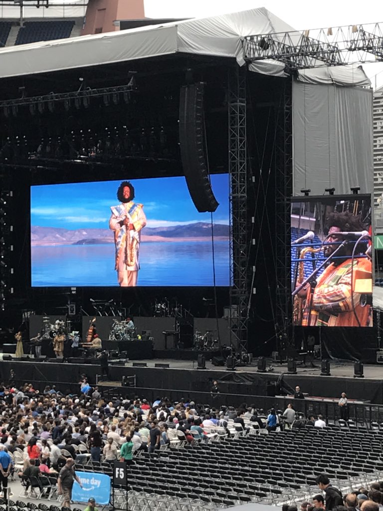 “Diversity isn’t to be tolerated, it’s to be celebrated!” <a href="/KamasiW/">Kamasi Washington</a> #truth #amazon #PrimeDay2018 #BePeculiar #WePowerTech <a href="/andreaseitz/">Andreas Eitz</a>