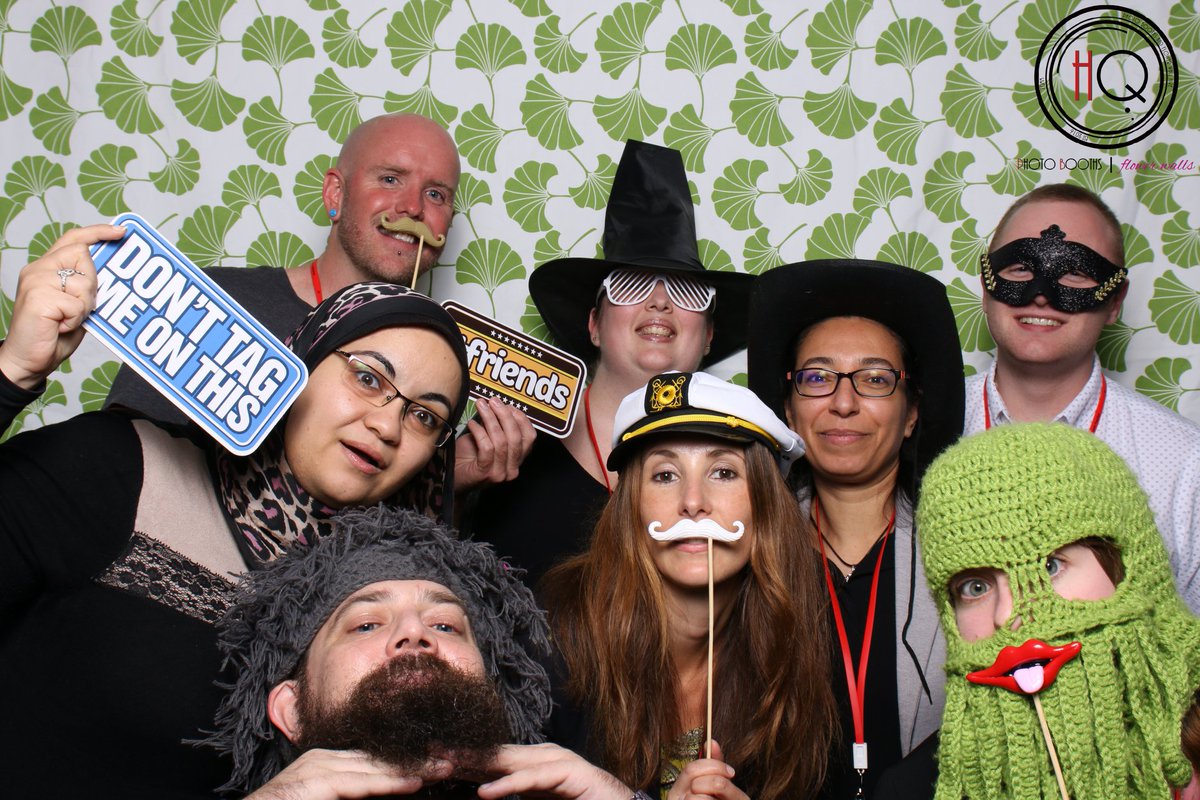 AUSSOCMIC's tweet photo. For photos of your ASM communication ambassadors and other fellow microbiologists, take a look at the photo booth fun from #2018asm
https://t.co/wtLXV2mQBI https://t.co/IVvuqrq9lg