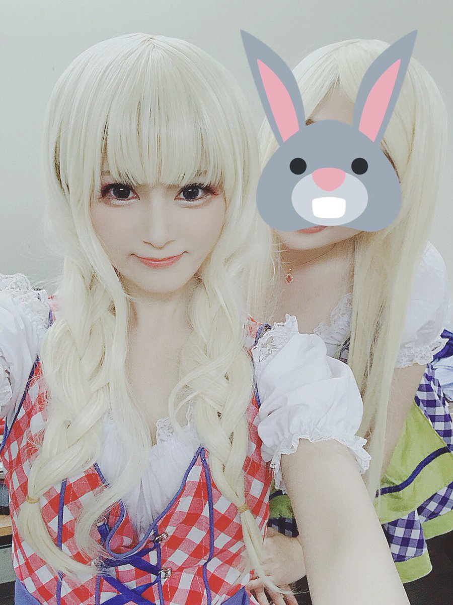 arunode_koe's tweet photo. コスプレしてなさすぎて飢えてる…。
あるのでの皆んなのコスプレ見て癒されてるなう。
５月のドイツビールガールコスプレがやっとwしかもキャラ物じゃない…😢
撮影が伸びに伸びて干からびてる…
#コスプレ https://t.co/zyMn1pZ9o7
