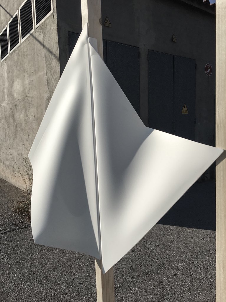 AAVS_Barcelona's tweet photo. Today, we have produced and tested the first prototypes of the Space 8 skin components at @aavs_barcelona Thanks to #Corian and #Sumeplast #architecture #research #workshop #barcelona #space8 #aavs #aa with @reljafer @carles_sala @edouardcabay https://t.co/gWyW3bhfX2