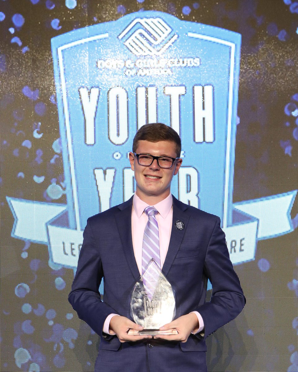 ToyotaFinancial's tweet photo. Give it up for Brandon who has been named the @BGCA_clubs 2018 MW Military Youth of the Year. Keep making the world a better place, Brandon, we are so proud! #YOYRegionals #Toyota4Good https://t.co/wzm9Y1zWTW