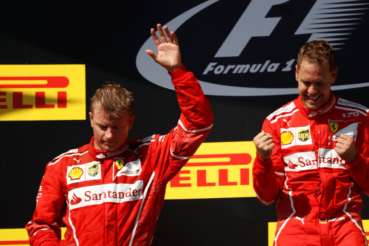 Vettel: "Kimi'yi seviyorum. Onunla beraber çalışmak harika. Böyle devam etmekten mutlu olurum ancak pilotlar konusunda kararı takım veriyor. Leclerc'in harika bir kariyeri olacak. Hızlı ve her şeye sahip. Acelesi yok ve hala genç bir pilot."