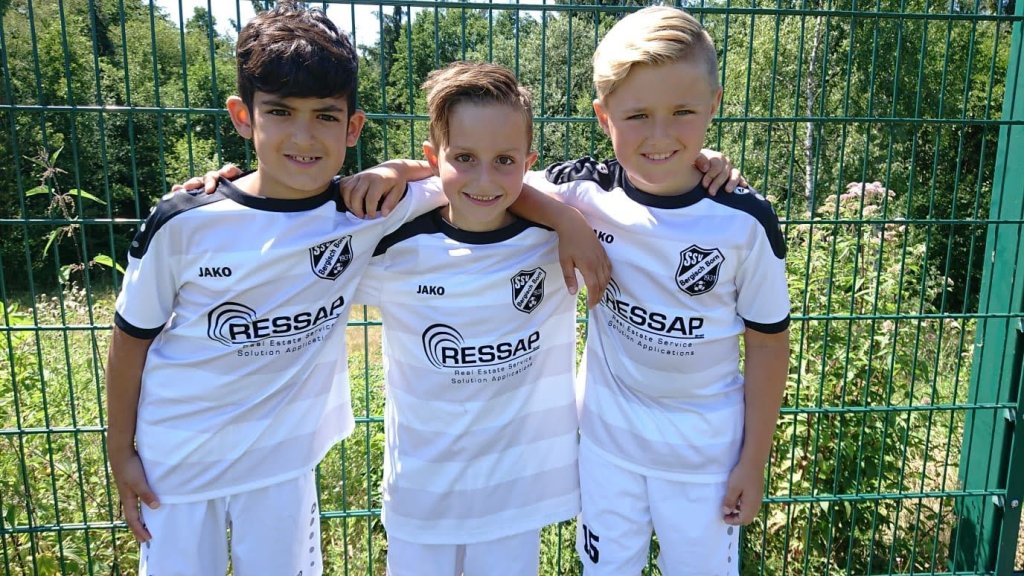 Neuzugänge für unsere zukünftigen E2 – Junioren ssv.bergisch-born.de/neuzugaenge-fu…