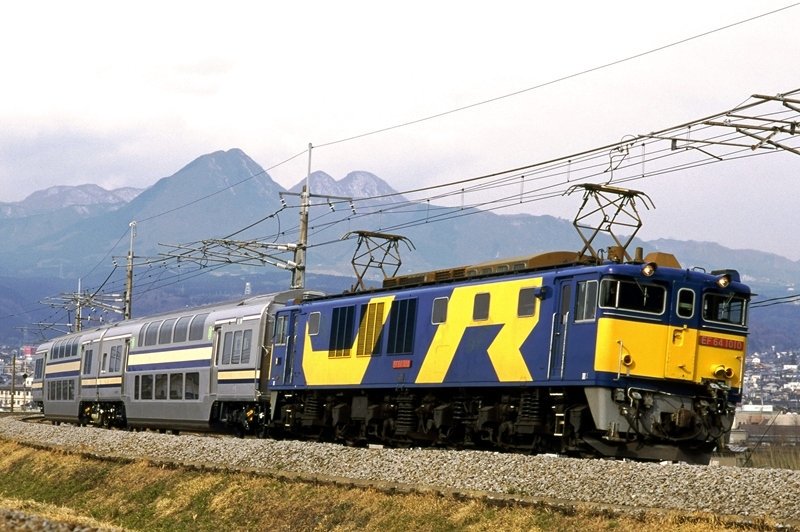 EF64-1031、EF64-1010、EF510-500北斗星EF200新塗装 さらば元試験塗装色】EF64 1010の解体が遂にスタート…その他動き