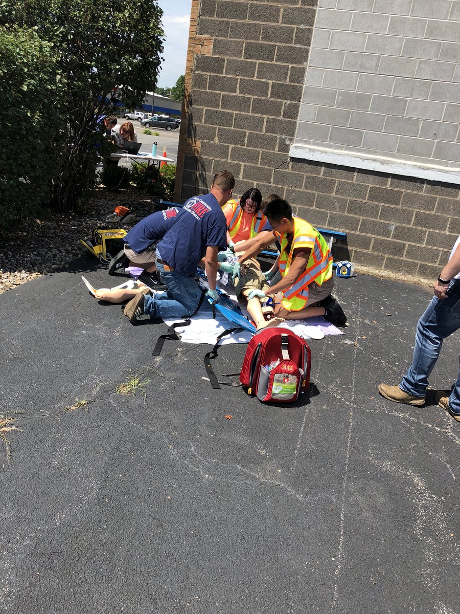 NateGorm91's tweet photo. Taking initial EMT Training the the next level! Yes, that’s a chainsaw. #RealitiveDisbelief meets #ExceedingTheChallenge.
@OSFHealthCare @LesMennenga @GaumardInFocus @i_simulate @laura_mon2 @kurtbmd https://t.co/hzMNJxlXkQ