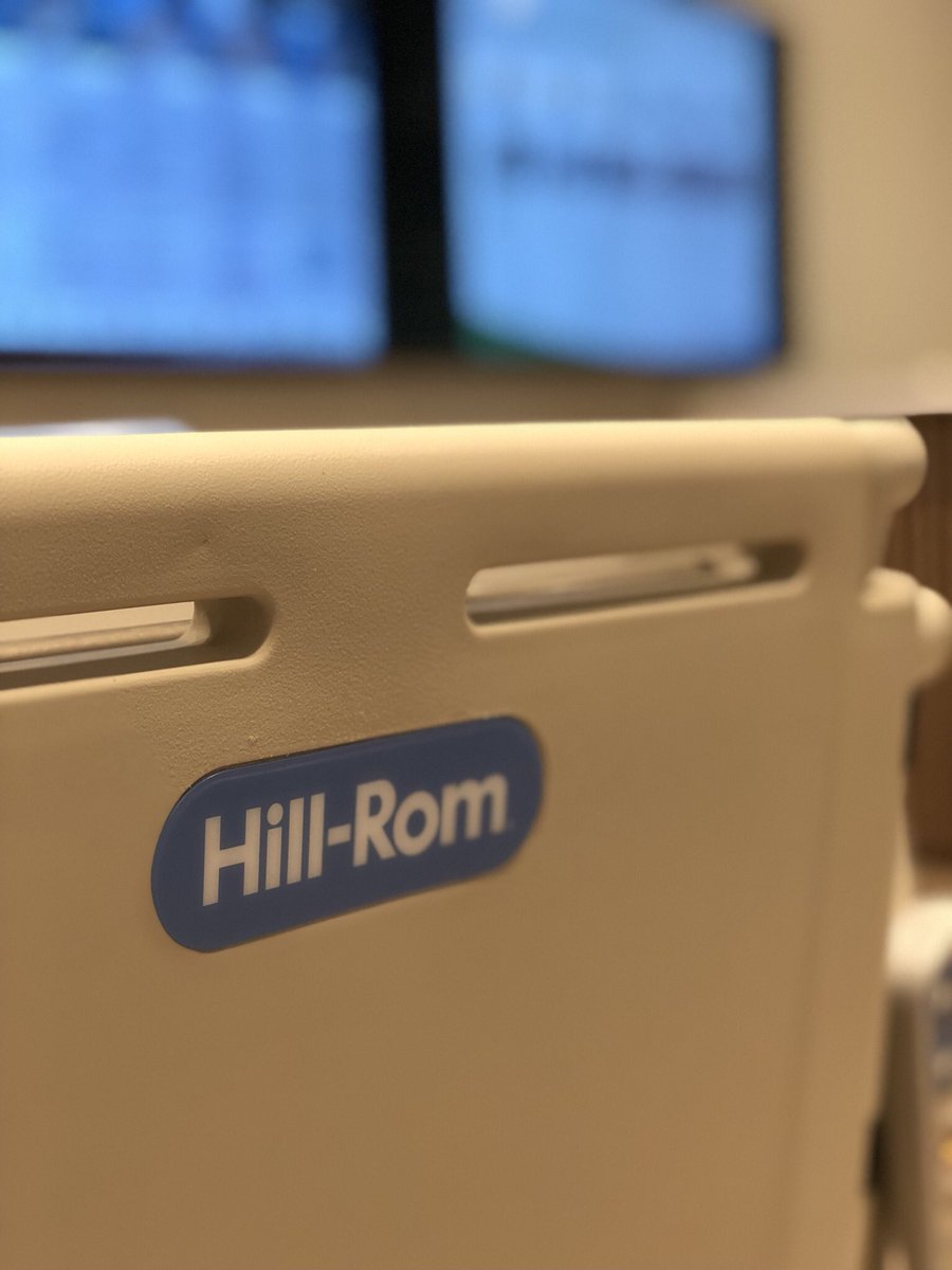 DMoysychyn's tweet photo. Definition of synergy? @HCE_SOCAL &amp; @HillRom coming together to educate current &amp; future #healthcare leaders. https://t.co/8AP1WnGANn