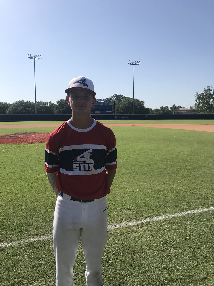 FiveTool's tweet photo. @VToolTexas F: @FuturesStix 16U 9, HP Baseball Calhoun 6
PoG: @caleb_willss 3-3, 3B, 2B, 2RBI, 2R
Hitter: Callon Farr 2-3, HR, 3B, 2RBI, 2R
Notable: @claydean3 2-3, 2 2B, 2RBI, 2R https://t.co/2tfnTRiXgS