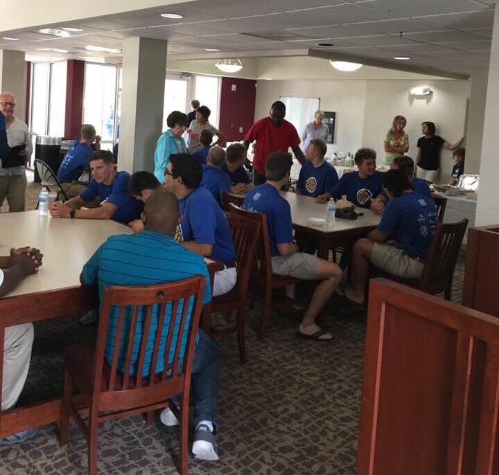 pikappNSU's tweet photo. Beta Omicron Chapter alumnus Steven Austin (BO 317) got to eat with members of the Journey of Hope south team yesterday in Monroe. He rode the Journey of Hope back in 2002! #PiKappaPhi #NSULA #AbilityEXP https://t.co/j5bFJxqNNy