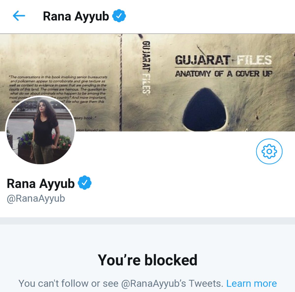 priyaakulkarni2's tweet image. Intolerant &amp;amp; undemocratic Rana Ayyub blocked me when I tried to talk to her #TalkToAMuslim 😊
 
Sweethearts,

@ReallySwara @AzmiShabana @FarOutAkhtar @Javedakhtarjadu 

Pls talk to her😊 My regards 😘😘😘😘
🙏🙏🙏 #TalkToAHindu #TalkToIndian