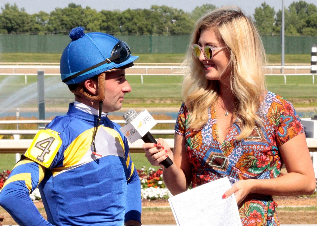HSIndyTammy's tweet photo. Sirenusa and Adam Beschizza turn in an impressive effort in the $100K Ta Wee Stakes @IGRaceCourse Thursday, July 19 https://t.co/0Jbuo1ik2B @RacingRachelM @NancyUryHolthus @billdownes1 https://t.co/VbnTfq4BpV