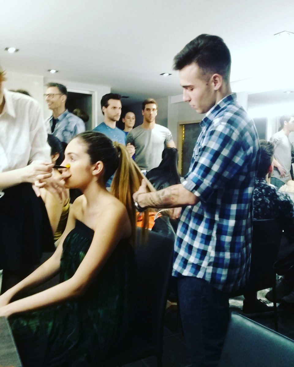 RacingMiVidaa's tweet photo. #HbModels #MaisonBarragan https://t.co/LIqsCJkoSu