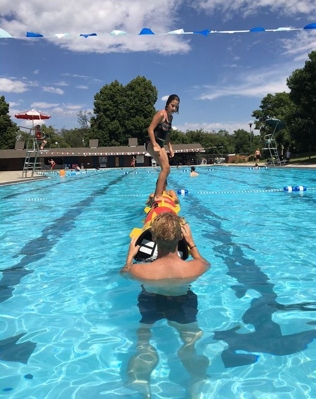 boulderparksrec's tweet image. Log rolling photos! #bprpools #keylogrolling @KeyLogRolling #summerfun