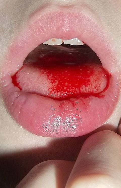 rawseok's tweet photo. RED | bts!mistery &amp;murder AU

Olá, você está logado em RED.

Qual é seu nome, mestre?
...

Então ... por que você deseja participar do jogo? Dinheiro, fama ou apenas... sede de sangue?
...

Entendo.

Seu cadastro está completo.

Deseja entrar em RED? 

> Sim < 

Não https://t.co/sIFHPEcguP