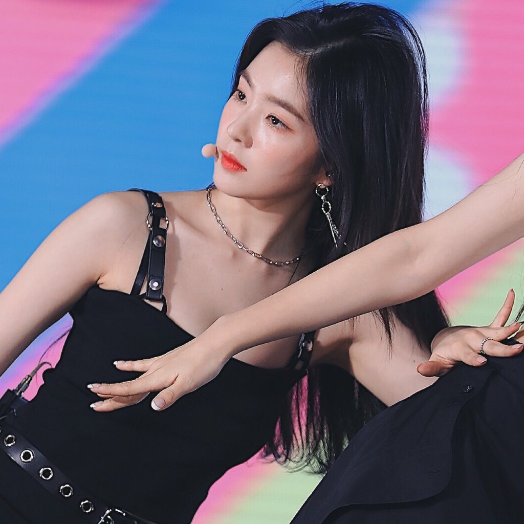 Baejoohyunews's tweet photo. [HQ] 180707 #IRENE SBS 'Super Concert' in Taipei

© REDGIRL_ROOM | bemybrownie91 https://t.co/o3n1Q1sYut