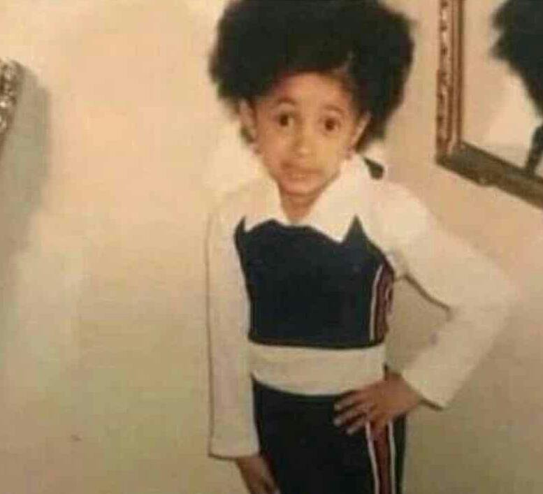 argheffrondrive's tweet photo. Dice mi mami que pongas Hot Summer de #HeffronDriveMTV
(había que aprovechar el meme, no?)
#AmorEnMTVHits #DoItForMabel(?
@MTVLAargentina @MTVLA @HeffronDrive https://t.co/XqieB3jRUy