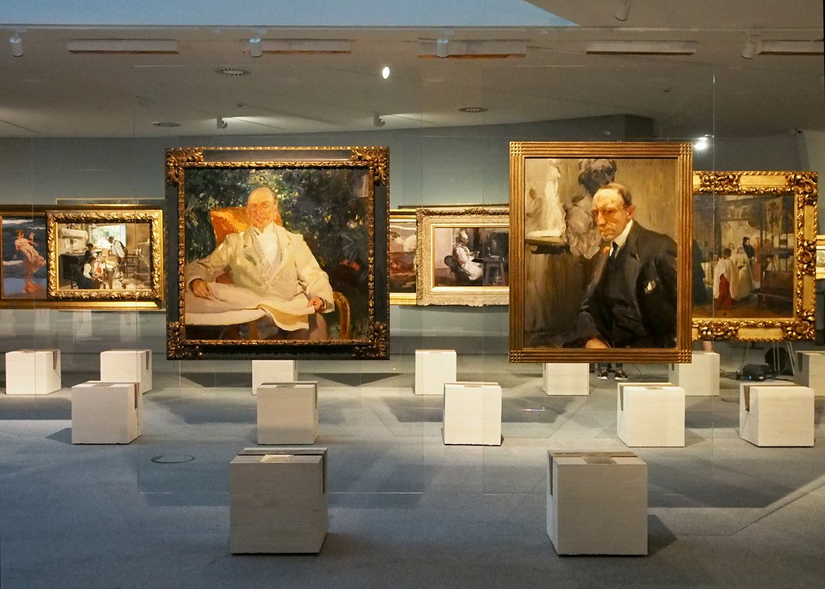 ariovazquez's tweet photo. Pedro Masaveu: Pasión por Sorolla (2018). Proyecto museográfico de la 
Fundación María Cristina Masaveu Peterson en el @CentroNiemeyer sobre un diseño original (Cavaletes de cristal, 1968) de la arquitecta Lina Bo Bardi https://t.co/jdH7V8W0JN