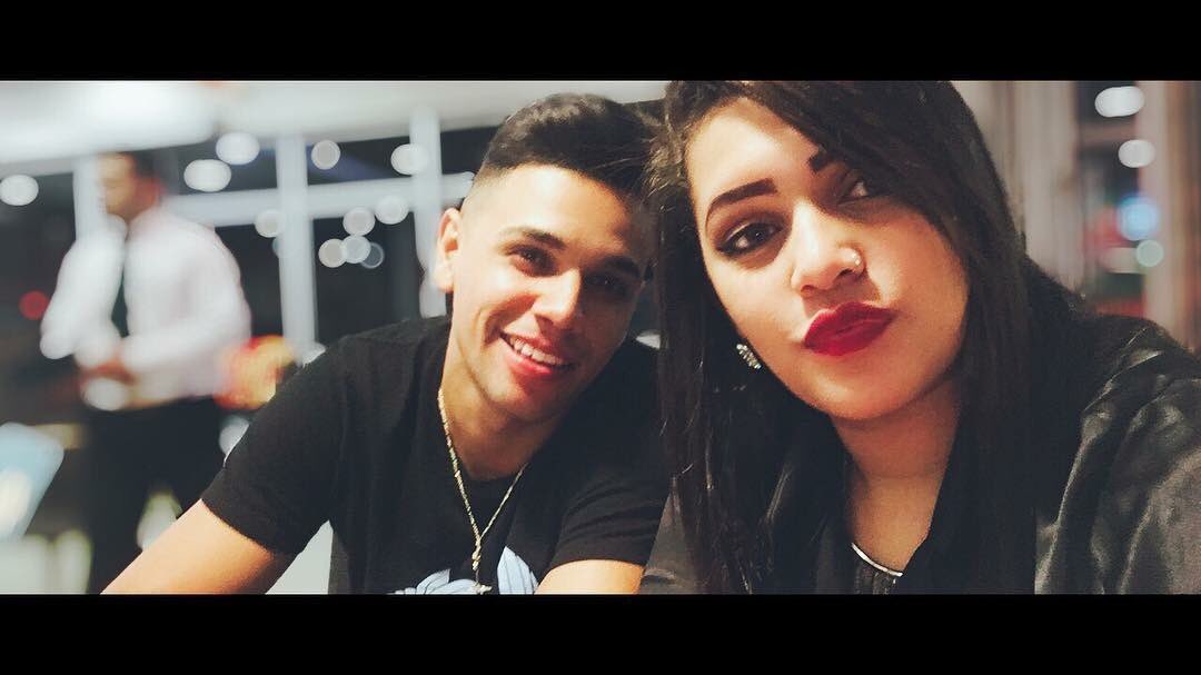 RaphaDestro's tweet photo. Estamos de volta 😜📱 https://t.co/GnijhqOSeY