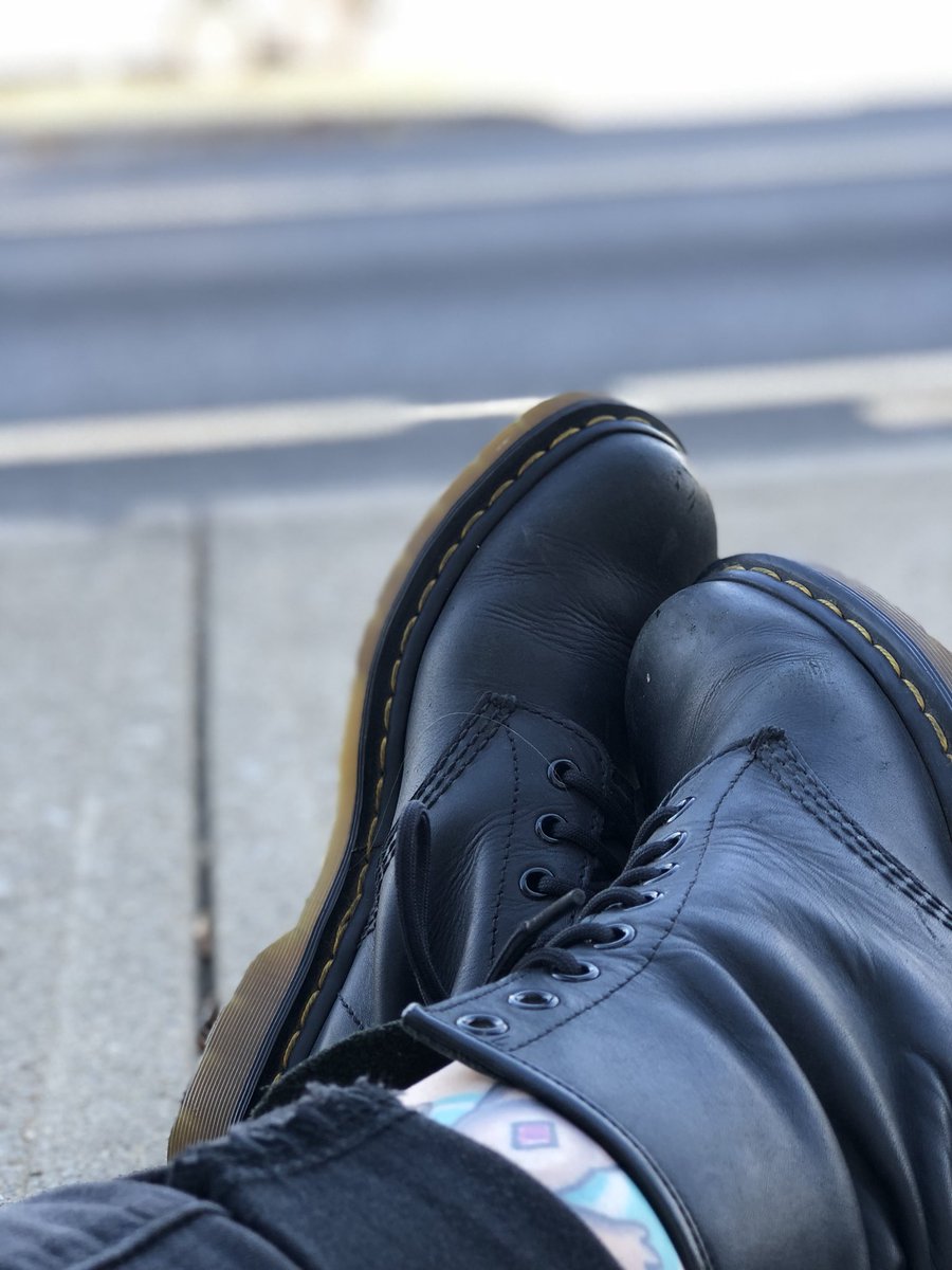 Chrisaliah's tweet photo. You’re gonna run, it’s alright everybody does when they find out who I am. #julienbaker https://t.co/tipjjH6Y9N