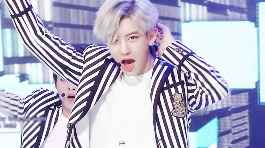 chanyeol61_py's tweet photo. Recopilación de momentos de #Chanyeol celebrando el
#Yeolstagram15M
Cr. En las fotos
@weareoneEXO
#exo
#weareoneEXO 
#EXO_ComingSoon https://t.co/PoCM7T8TPF
