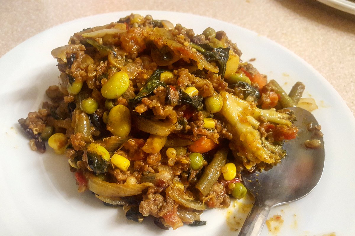 AntonioExotics's tweet photo. #healthyrecipes #beefstirfry #eatforabs #eatforgains https://t.co/M5387Rnc8N