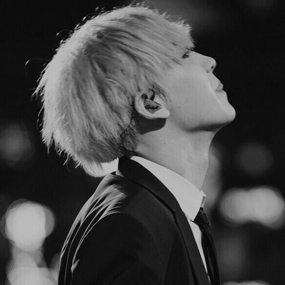 chanyeol61_py's tweet photo. Recopilación de momentos de #Chanyeol celebrando el
#Yeolstagram15M
Cr. En las fotos
@weareoneEXO
#exo
#weareoneEXO 
#EXO_ComingSoon https://t.co/JVZYBcGSmg