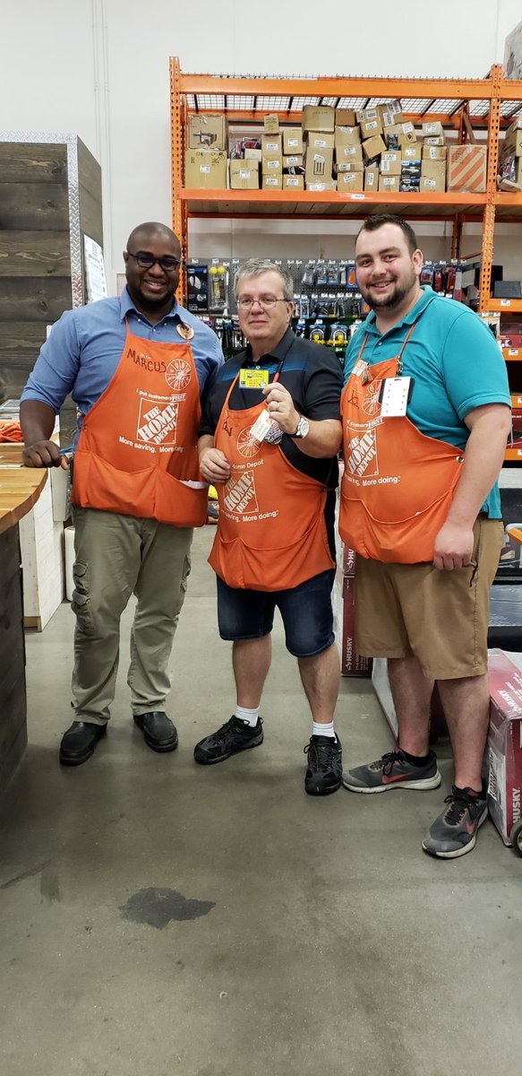 KeithReed92's tweet photo. @TomTaylor2189 @bethTHD @pixey182 @Mdross66 @Pabasel12 Congrats to our Pro associate Kevin for winning our prize drawing for completing his #InFocus quiz on time! #2761VOA #SafteyMatters https://t.co/O2VpSfNSZd