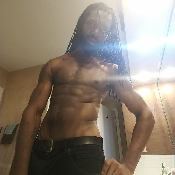 #DenThunder2018 ! Mr. #CorazonLeather and @KJCanes has arrived. https://t.co/Msgtv2SgOg<a href="/tag/denthunder2018"class="tags">#DenThunder2018</a><a href="/tag/corazonleather"class="tags">#CorazonLeather</a><a class="tags" href="/tag/kjcanes">@kjcanes</a>