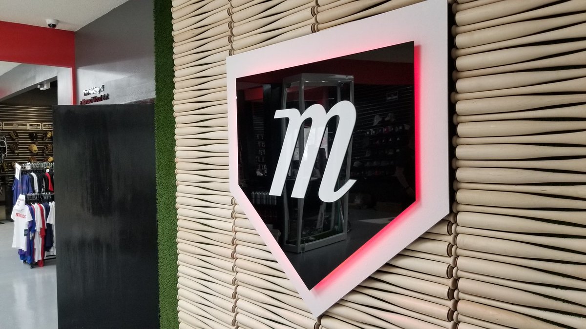 d1designllc's tweet photo. New entry wall for @MarucciSports and their Hitter's House in Baton Rouge. Great people to work with and can't wait for the next project!!
.
https://t.co/SlAYmAREg7
.
#d1design #d1waco #design #custom #sports #modern #baseball #baseballbat #mlb #marucci #hittershouse https://t.co/7i1zGqUDp6