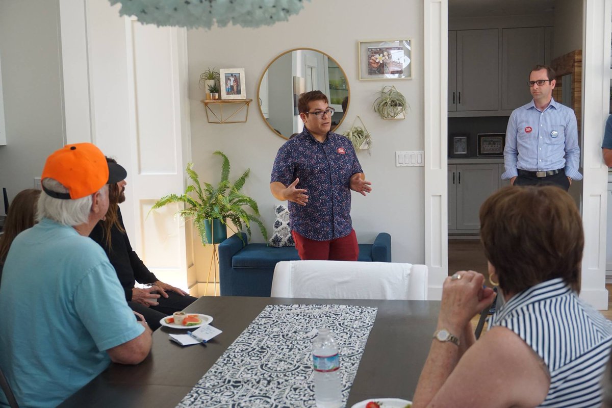 salgadoforsb's tweet photo. Thank you to all of the neighbors, friends and supporters who came out to the meet and greet on Sunday! I got to hear more about the concerns for our public high schools and how I can best serve this amazing community! 
#SalgadoForSchoolBoard
#HuntingtonCommunity
#MeetAndGreet https://t.co/CPIetCKZQk