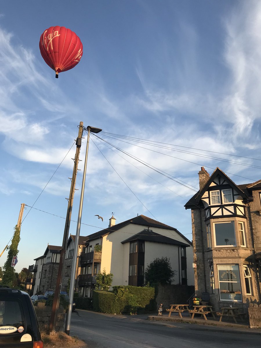 ArnsideVillage's tweet photo. Peaceful evening flight. Looking for somewhere to land. #Arnside https://t.co/ewlAZOCpM7