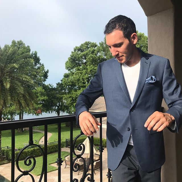 teambraingain's tweet photo. #momalwayssaid never look down at anyone unless you're pulling them up. https://t.co/5ORqRtTUWj https://t.co/FkvZzmNL7A