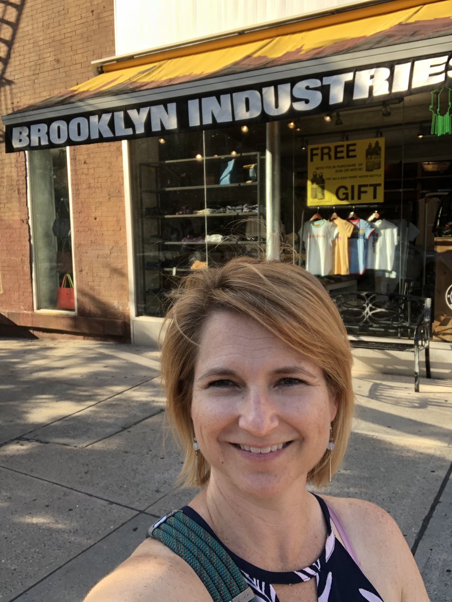 Amy Crawley tweet media