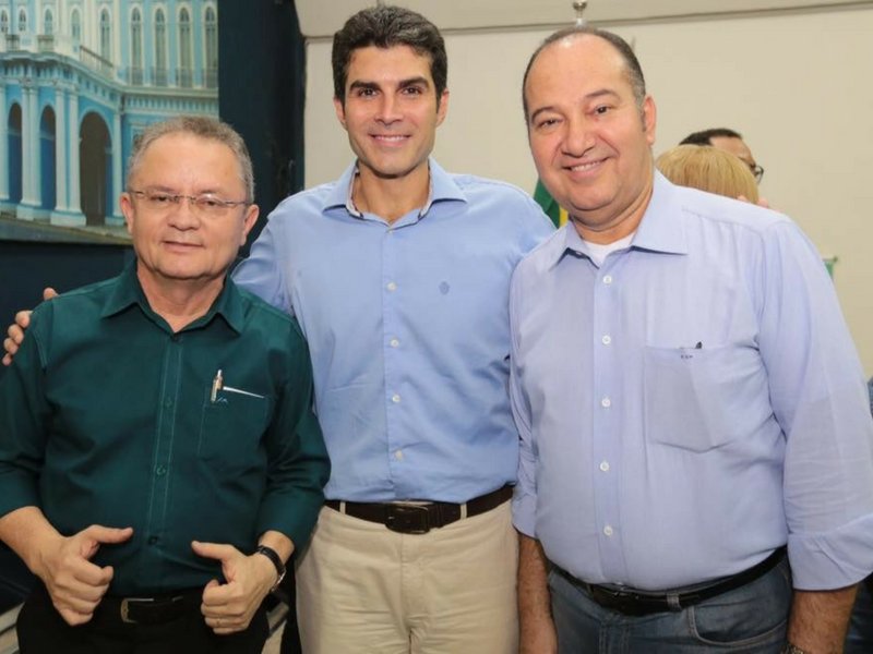 zequinhamarynho's tweet photo. PSC realiza encontro com lideranças políticas do Pará
Na noite desta quarta-feira, 18, o presidente estadual do PSC e pré-candidato ao Senado Federal, Zequinha Marinho, dirigiu o Encontro Regional da sigla, realizado na Câmara Municipal de Belém. https://t.co/z73J5ZLNw7