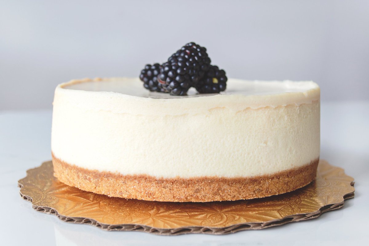 dulikstudio's tweet photo. Cheesecake. My favourite dessert! The one and only birthday request I have each year, lol! And my favourite bakery to get this delicious treat from is @petitesweetskelowna 🎂🍰 #cheesecake #okanaganmade #localgoodies #birthdaycake #dessert #notsponsored 📷 @dulikstudio https://t.co/adwbV9nB5f