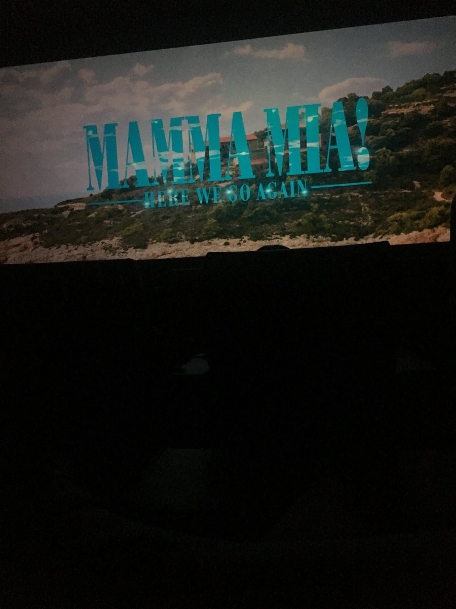 DvaVibes's tweet image. #RandomBlogs Mamma Mia!! Thanks for the opportunity to appear!!