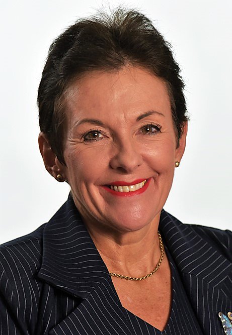 COSBOA's tweet photo. Kate Carnell @KateCarnellAus is dedicated to bringing together the many voices within the #smallbusiness community. Learn more about Kate and the other presenters here: https://t.co/5jd9w0yekm #Regulation #Smallbiz #Policy #auspol https://t.co/hnxPMW1fiT