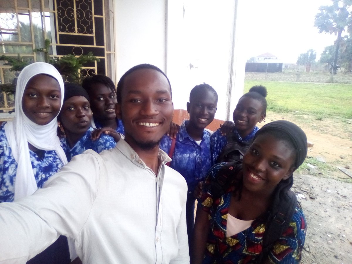 MarabiAmfaal's tweet photo. Am glad to be schooled by my 2 Doctors: Dr. Bella and Dr DM Jobe on Reproductive Health and Teenage Pregnancy at West African Academy of Science and Technology.
#RHEPAS
#YCFAC
#WeAreThatOfTheCommunity https://t.co/WCpUGJielx