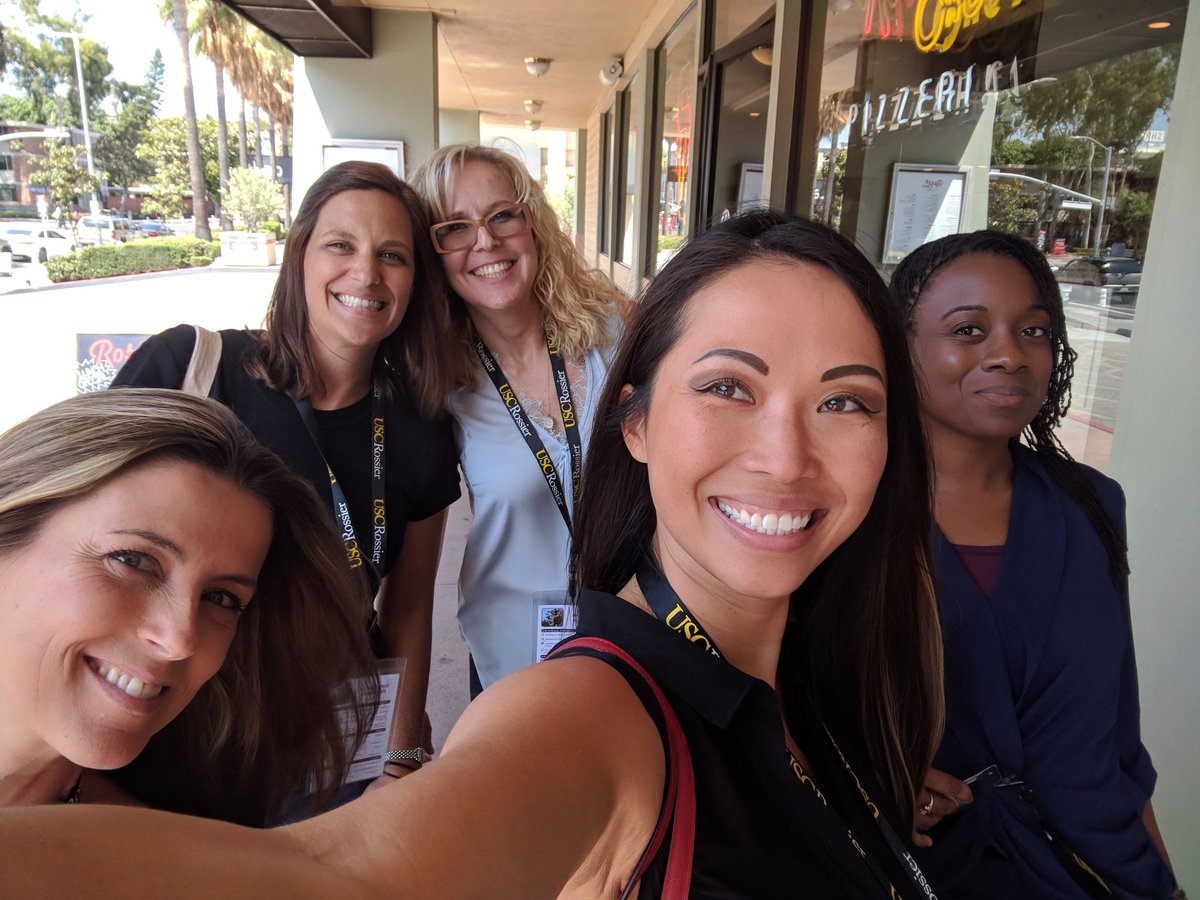 DuncanLVUSD's tweet photo. Got my @lvusd APs to go to @USCRossier's #USCEdConf with me! Learn together. Grow together. #someofusinthispicwishthiswasUCLA #butGoTrojans #fighton https://t.co/yiC2rONrGP