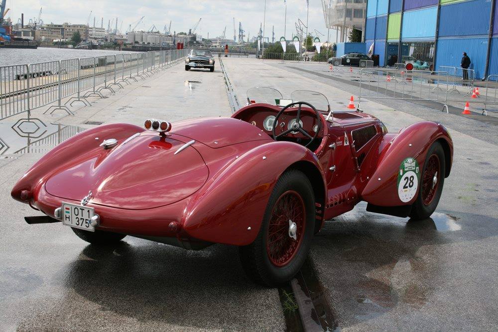 spicker123's tweet image. Mario Manuel Miranda Menezes hat MotorItalys Foto geteilt.
 1942 Alfa Romeo 6C 2500 SS Corsa