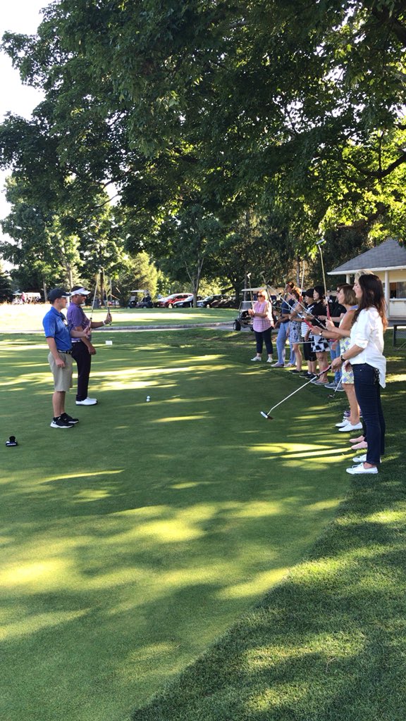 MGA1897's tweet photo. Beautiful night at Paramus for our Intro to Women’s Golf clinic with @Lexus. Major thanks to the staff for leading the clinic! 🏌️‍♀️🏌️‍♀️ https://t.co/GHZjzfF5fv