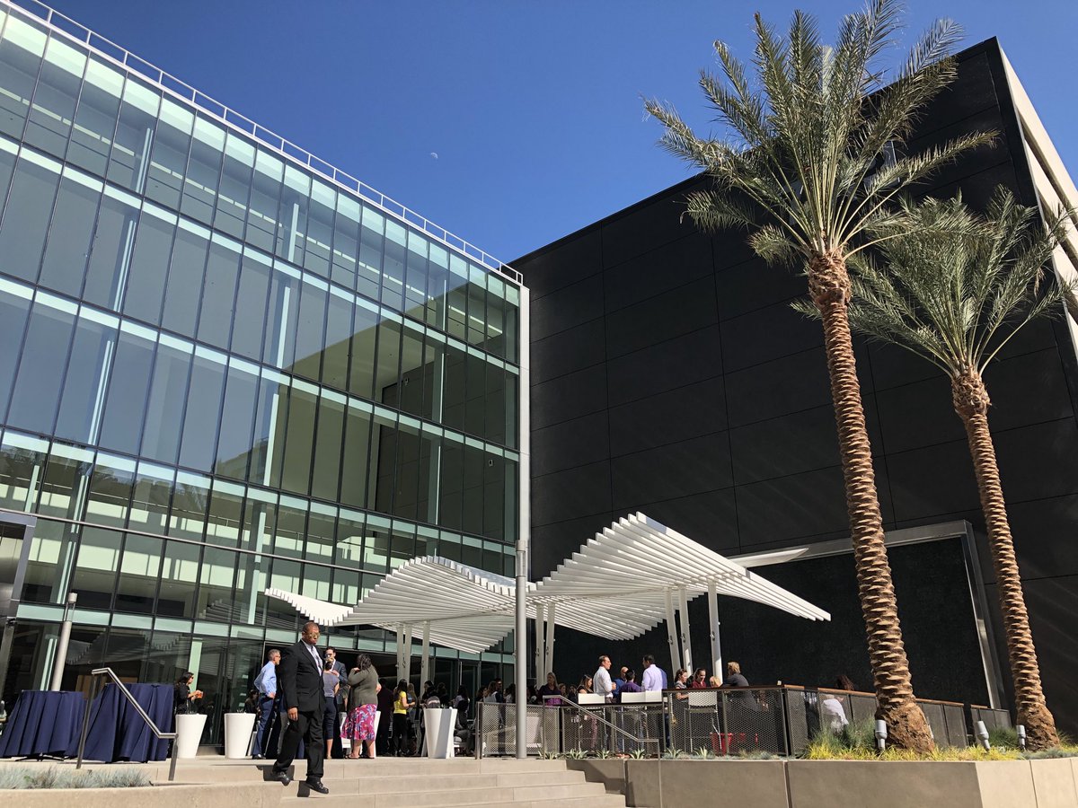 SDPartnership's tweet image. Congrats on a beautifully renovated 701 B plaza, @EMMESCO! We’re digging this urban oasis.
