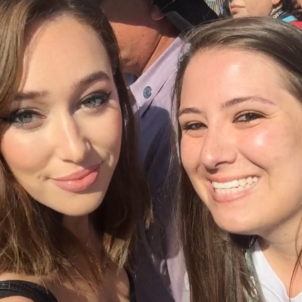 theDebnamNews's tweet photo. PHOTO | Alycia with sarah.poteet today #SDCC2018 https://t.co/fpoWdnEMph