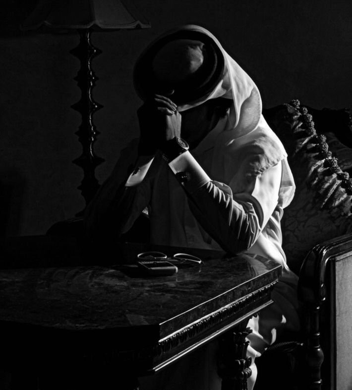 ioxa_h's tweet photo. في ظلام الليل يا كثر ، المواجع
ذكريات احزان واشواق السنين

الشوارع فاضيه و الجو ' هاجع
و البدر سهران و الخاطر حزين
#بوح_مجنون🚶💔 https://t.co/v33ETrmkTp